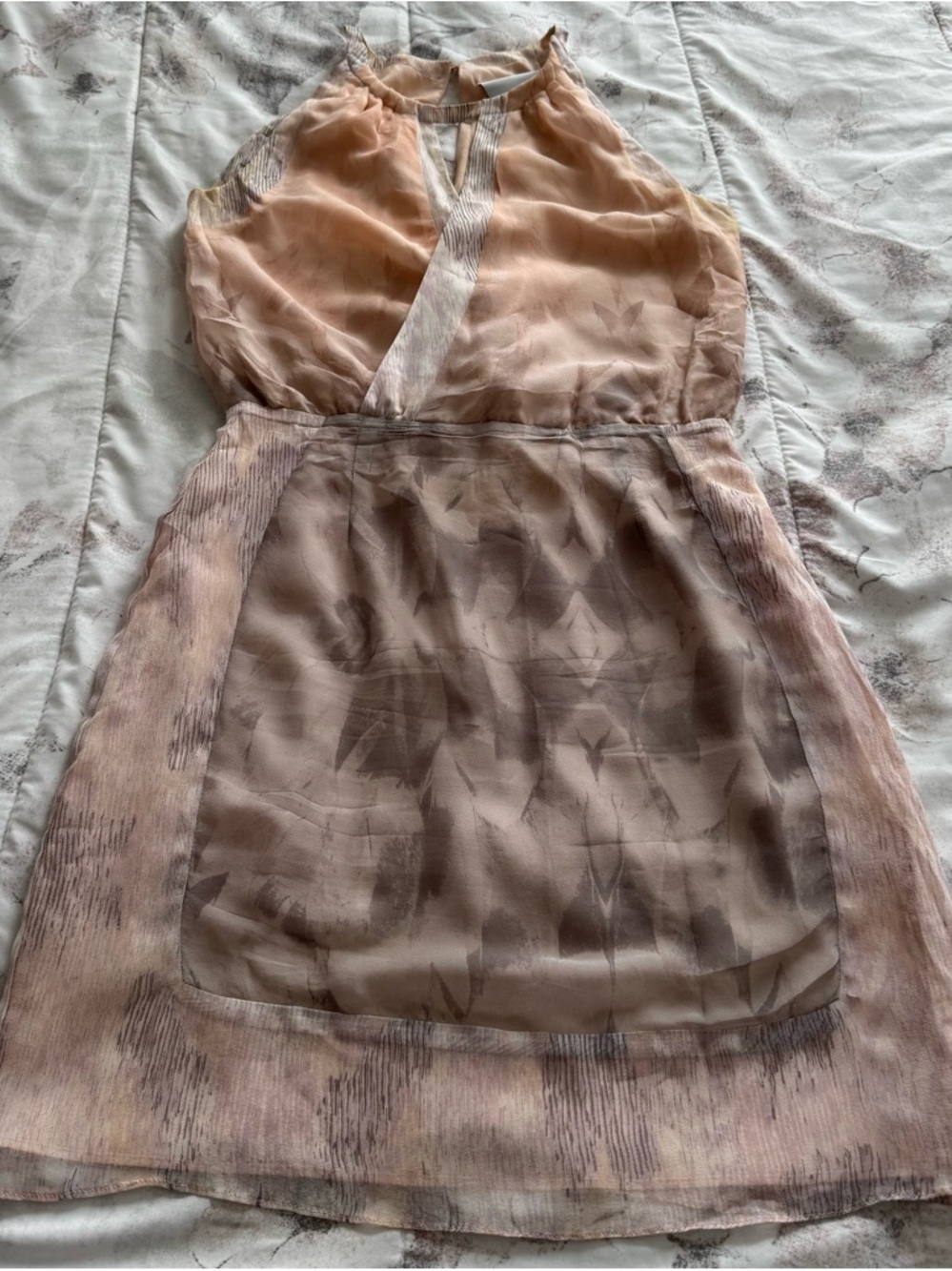 Addison 100% silk Sleeveless Chiffon Halter Dress in Blush and Light Gray, XS - Picture 12 of 16